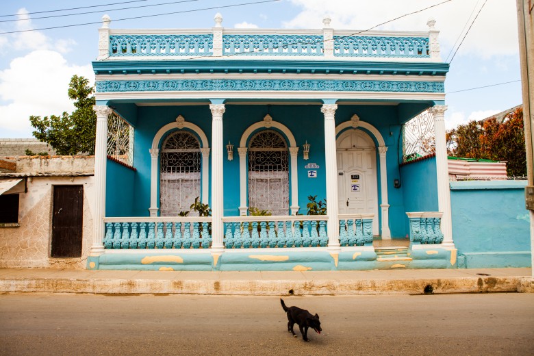 A typical Casa Particular house from the outside